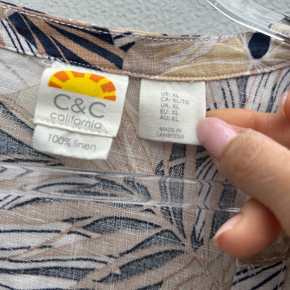 C&C California Linen Top Women XL Leaf Print Neutral Multi Button Front Resort - Picture 4 of 15